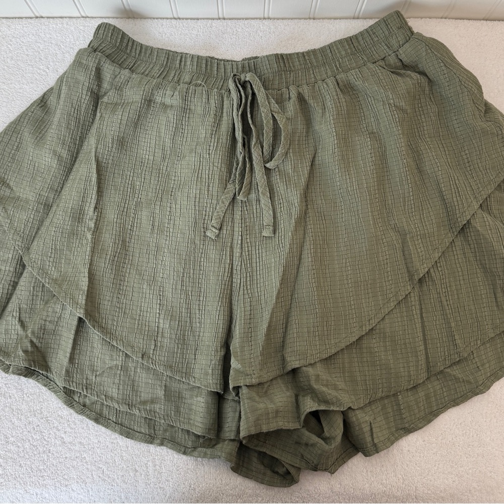 SHEIN High Waist Sage Green Shorts